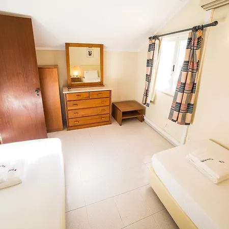 Feels Like Vilamoura Flat With Marina View Apartment Quarteira